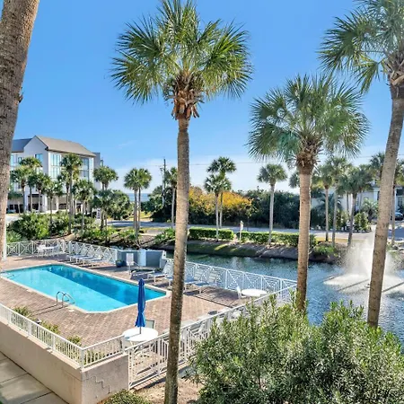 Gulf Place Cabanas 210